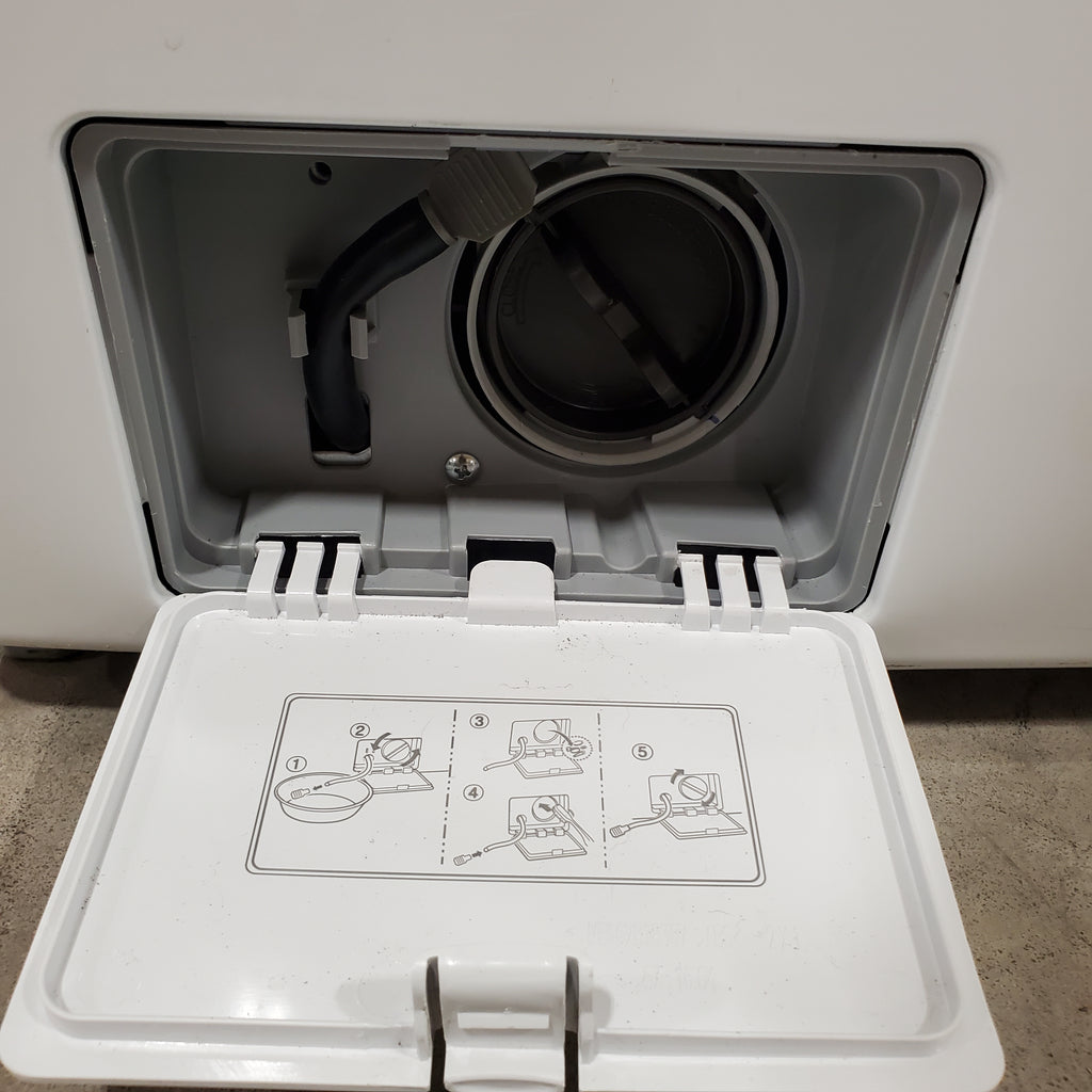 Pictures of LG White Ultra Large Capacity Front Load 4.5 Cu. Ft. Washer with ColdWash Technology WM3400CW - Scratch and Dent (Minor) - Neu Appliance Outlet - Discount Appliance Outlet in Austin, Tx