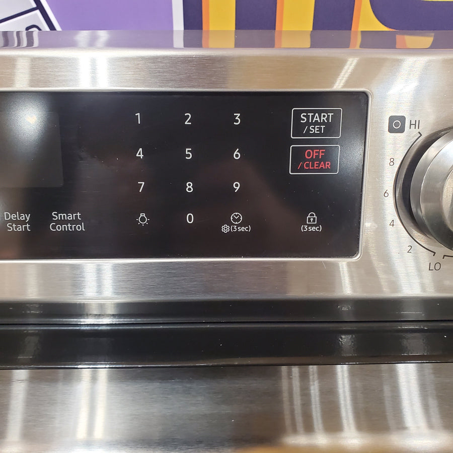 Samsung 6.3 cu. ft. Smart Freestanding Electric Range with No-Preheat Air Fry & Convection in Stainless Steel 25SD116 - NE63A6511SS - Scratch & Dent - Moderate