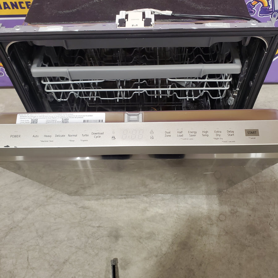 LG Top Control Dishwasher with QuadWash™ and Dynamic Dry™ 251315SD1137 - LDPN454HT - Scratch & Dent (Moderate)
