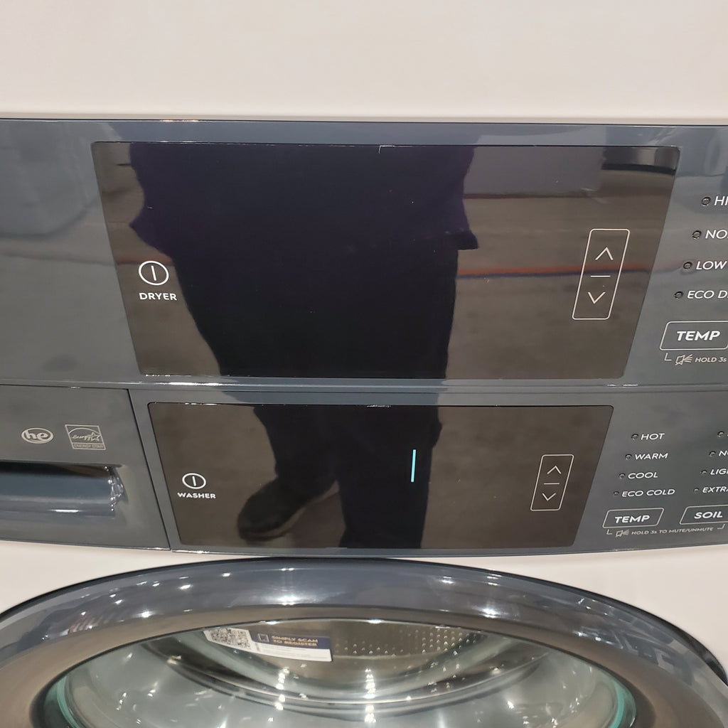 Pictures of Electrolux 300 Series Laundry Tower Single Unit Washer & Electric Dryer with LuxCare® Wash System in White ELTE7300AW - Scratch & Dent (Minor) - Neu Appliance Outlet - Discount Appliance Outlet in Austin, Tx