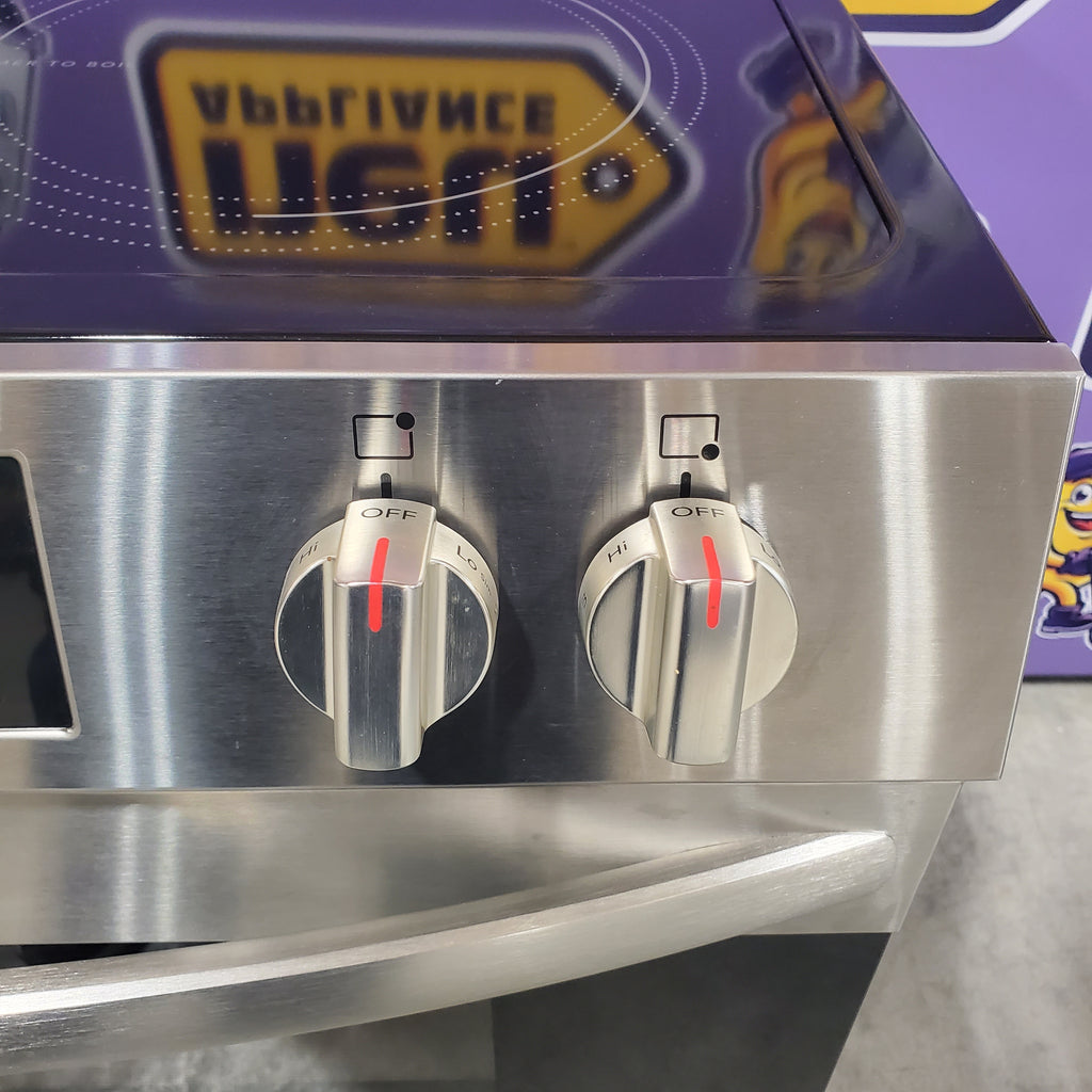 Frigidaire Stainless Steel Electric Range with Steam Clean and Even Bake Technology 17SD027 - FCFE3062AS - Scratch & Dent (Minor)