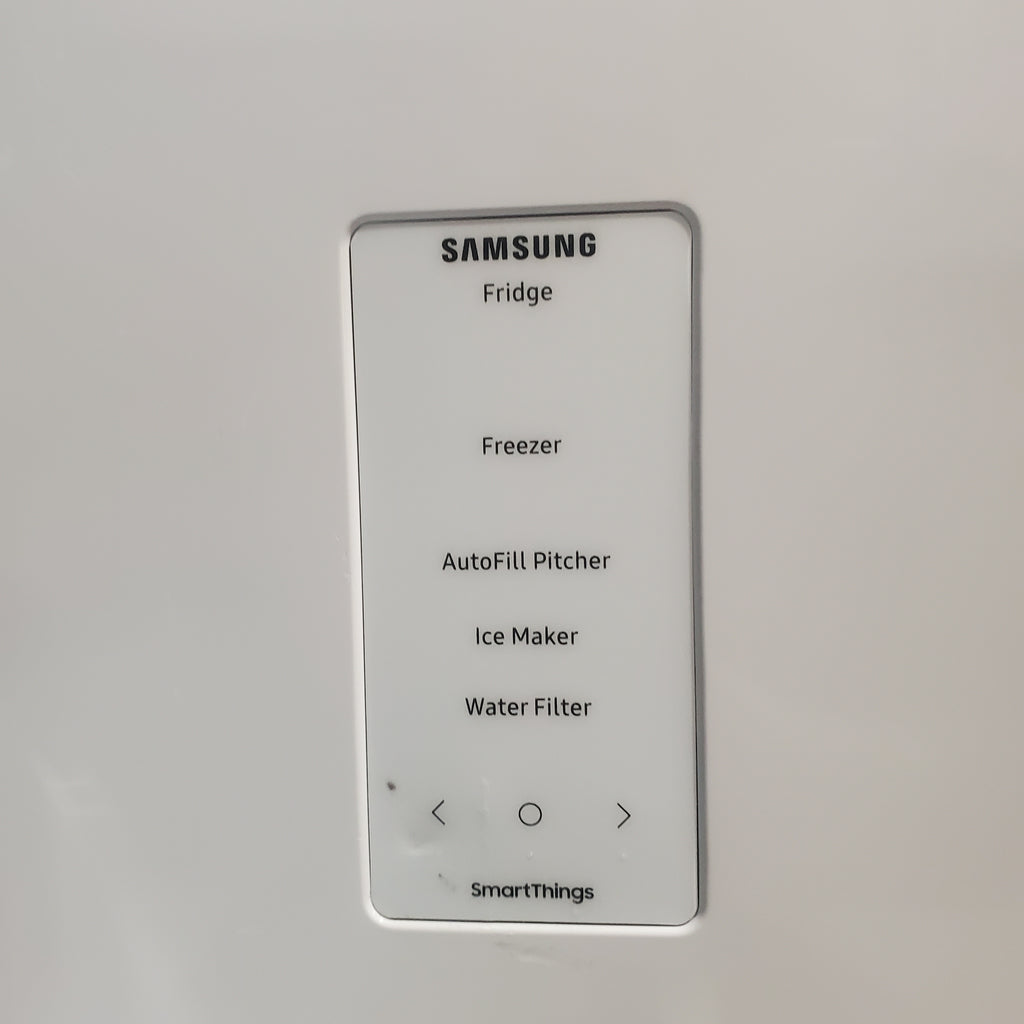Pictures of Samsung Bespoke 3-Door French Door Refrigerator (30 cu. ft.) with Beverage Center™ in Stainless Steel with Auto Fill Water Pitcher 251311SD1004 - RF30BB6600QL - Scratch & Dent (Major) - Neu Appliance Outlet - Discount Appliance Outlet in Austin, Tx