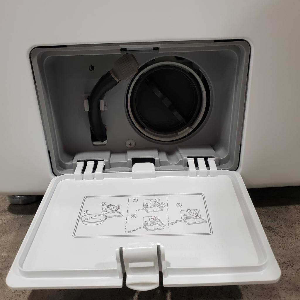 Pictures of LG White Ultra Large Capacity Front Load 4.5 Cu. Ft. Washer with ColdWash Technology WM3400CW - Scratch and Dent (Minor) - Neu Appliance Outlet - Discount Appliance Outlet in Austin, Tx