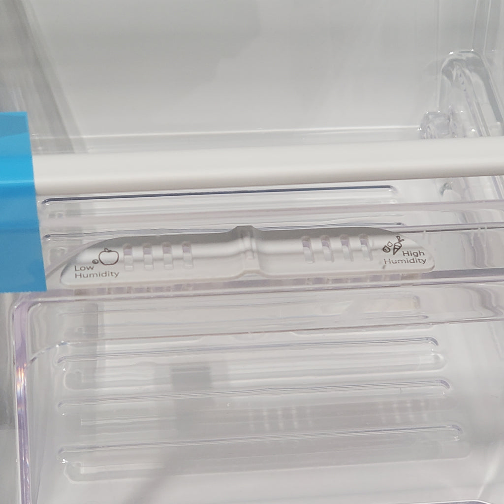 Whirlpool 33-inch 21 cu. ft. Wide Top Freezer Refrigerator 19SD013 - WRT541SZDW - Scratch & Dent (Minor)