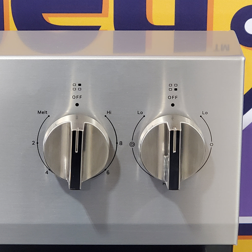Pictures of Whirlpool Energy Star 30" Electric Range with Air Cooking Technology, No Preheat Air Fry, Air Baking and Self Clean WFES5030RZ - Scratch and Dent (Minor) - Neu Appliance Outlet - Discount Appliance Outlet in Austin, Tx
