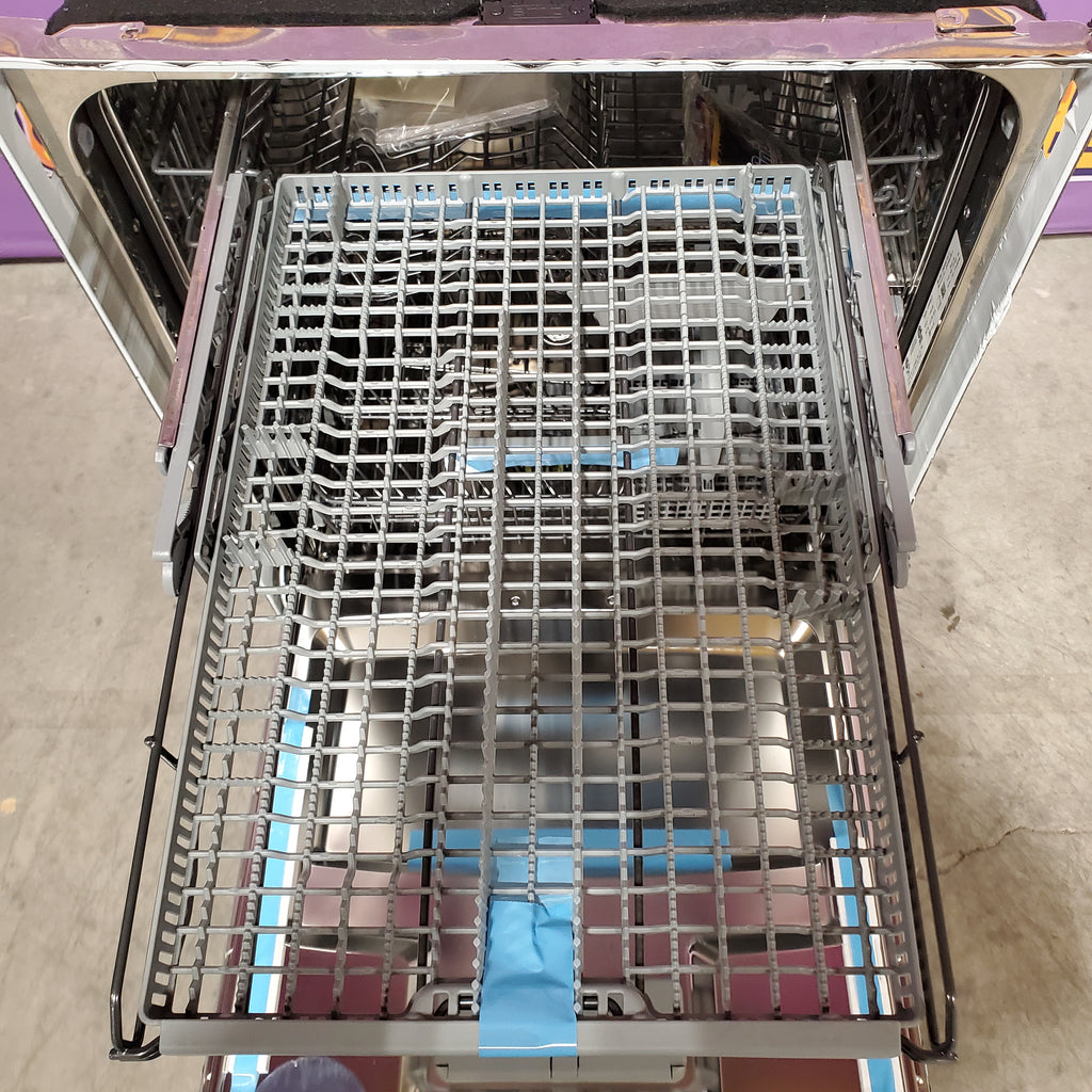 Pictures of Asko Dishwasher in TouchProof Stainless Steel 11131SD61 - DBI663IS - Open Box - Neu Appliance Outlet - Discount Appliance Outlet in Austin, Tx