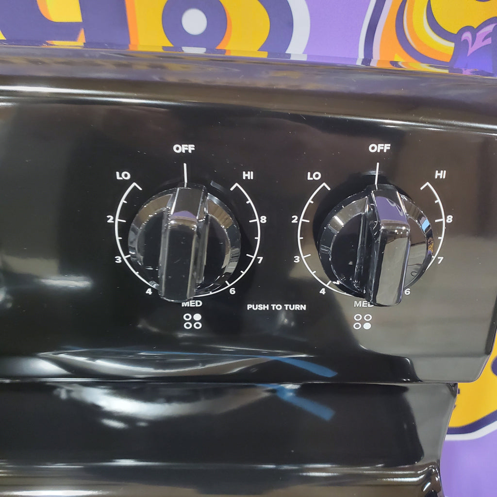 Pictures of Amana Electric Range with Temp Assure Cooking System in Black 3SD849 - ACR4303MFB8 - Open Box - Neu Appliance Outlet - Discount Appliance Outlet in Austin, Tx