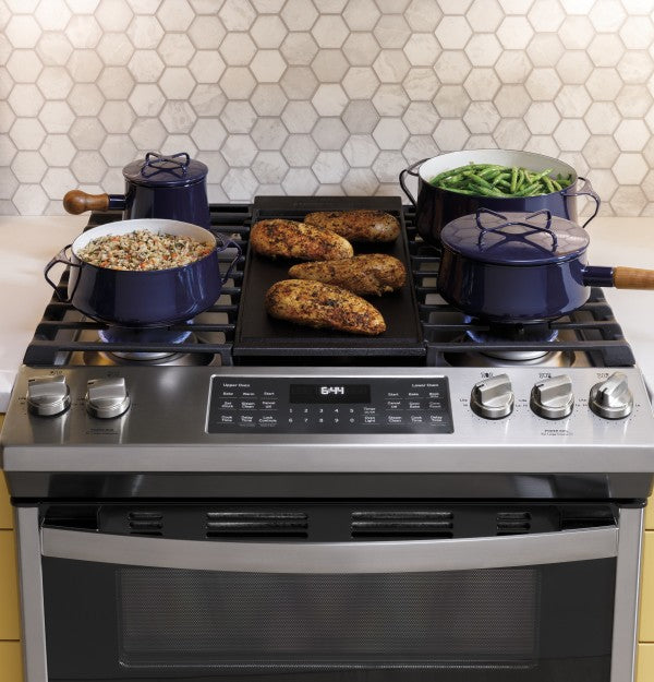 Pictures of GE® 30" Slide-In Front-Control Convection Gas Range with Built-in WiFi, Edge-to-Edge Cooktop, and No Preheat Air Fry JGS760SPSS - Scratch & Dent (Minor) - Neu Appliance Outlet - Discount Appliance Outlet in Austin, Tx