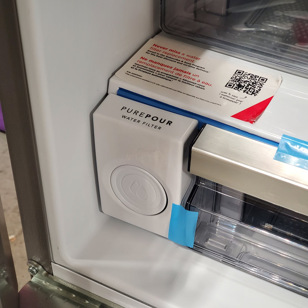 Pictures of Frigidaire Counter-Depth Professional ENERGY STAR 22.6 Cu. Ft. French Door with CrispSeal® Plus Crispers with Auto Humidity 4SD447 - PRFC2383AF - Scratch & Dent (Moderate) - Neu Appliance Outlet - Discount Appliance Outlet in Austin, Tx