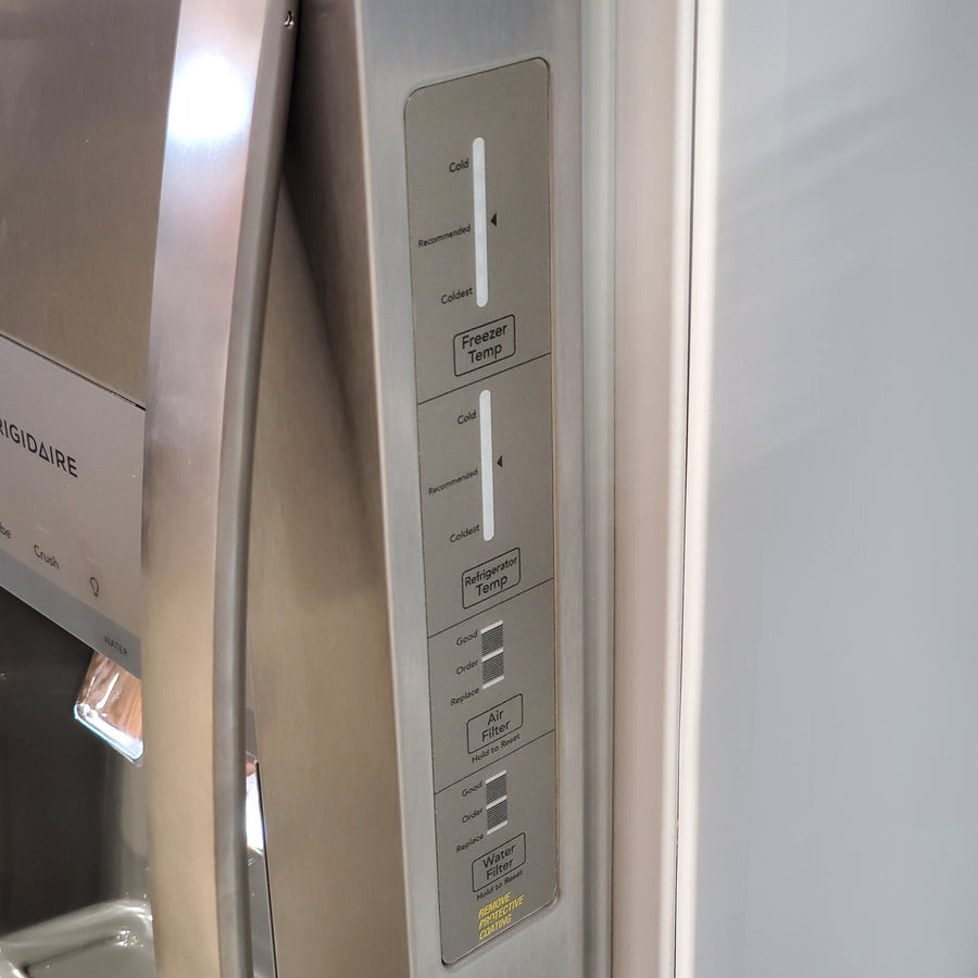 Frigidaire 25.6-cu ft ENERGY STAR Side-by-Side Refrigerator with Ice Maker in Fingerprint Resistant Stainless Steel 24SD49 - FRSS26L3AF - Scratch & Dent (Minor)