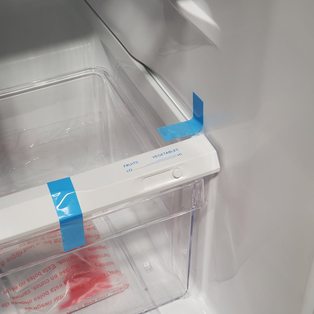 Frigidaire Top Freezer 18 Cu. Ft. Capacity Refrigerator with Spacious Interior Storage and Bright LED Lighting in White 3SD1058 - FFHT1822UW - Scratch and Dent (Minor)