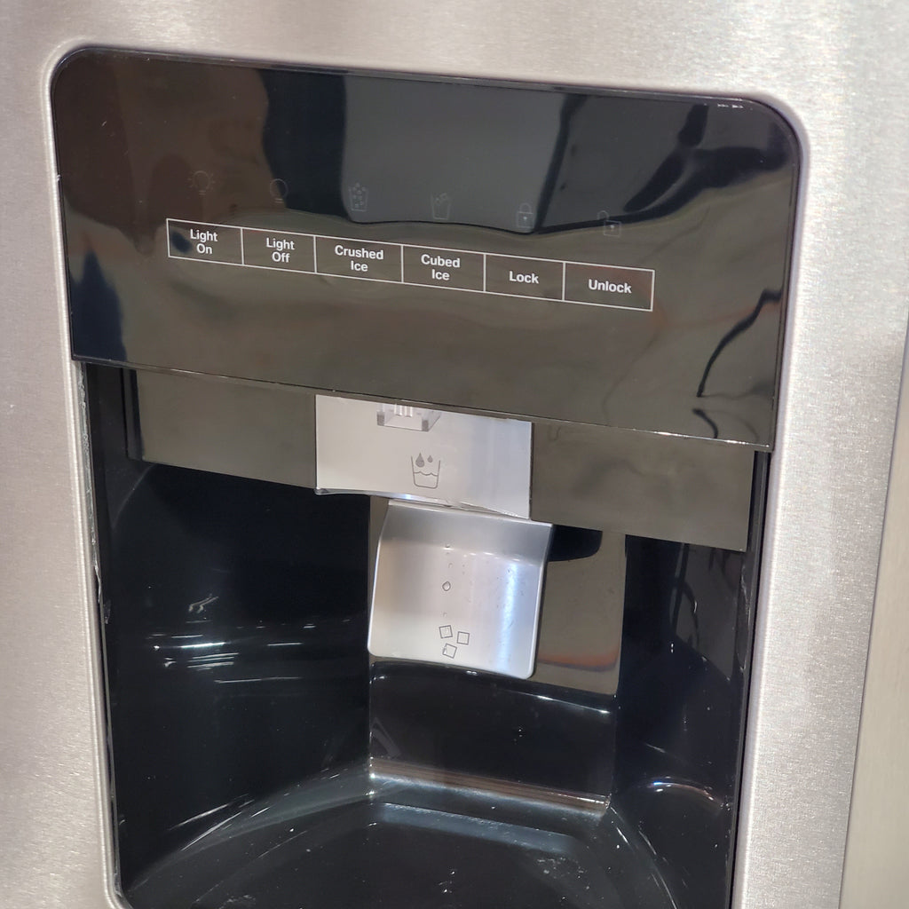 Whirlpool 24 cu ft Capacity Side By Side Refrigerator with Ice and Water Dispenser in Fingerprint Resistant Stainless Steel 24SD46 - WRS315SDHZ - Scratch & Dent (Minor)