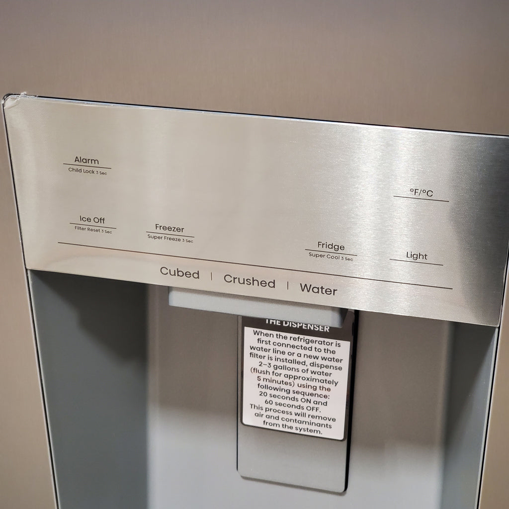 Hisense 29.1 cu. ft. Standard Depth Side by Side Refrigerator Stainless Steel 3SD734 - HRS290P5FSE - Scratch & Dent (Minor)