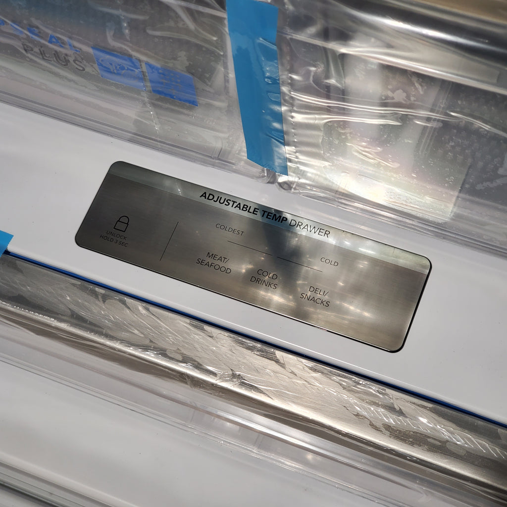 Frigidaire 27.8-cu ft ENERGY STAR French Door Refrigerator with Dual Ice Maker in Fingerprint Resistant Stainless Steel 20SD094 - GRFS2853AF - Scratch & Dent (Major)