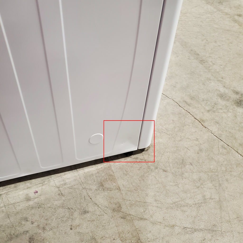 Frigidaire 4.1 Cu. Ft. Top Load Washer with 12 Wash Cycles and Quick Wash Cycle FFTW4120SW - Scratch and Dent (Minor) and Frigidaire 7 Cu. Ft. Electric Dryer in White 16116 - FLVE7523BW - Scratch & Dent (Moderate)