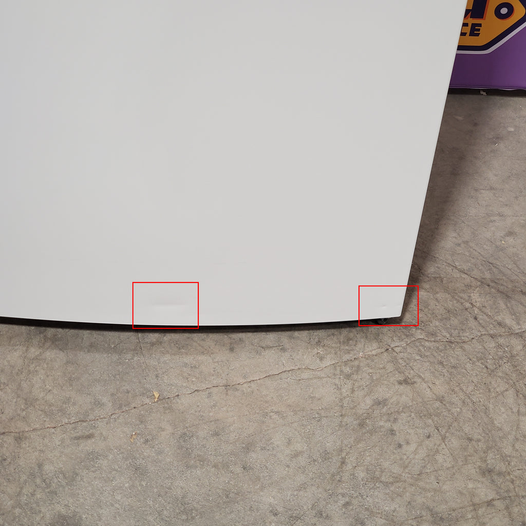 Frigidaire 20 Cu. Ft. Garage Ready Upright Freezer in White 3SD842 - FRUF2020AW - Scratch & Dent (Minor)