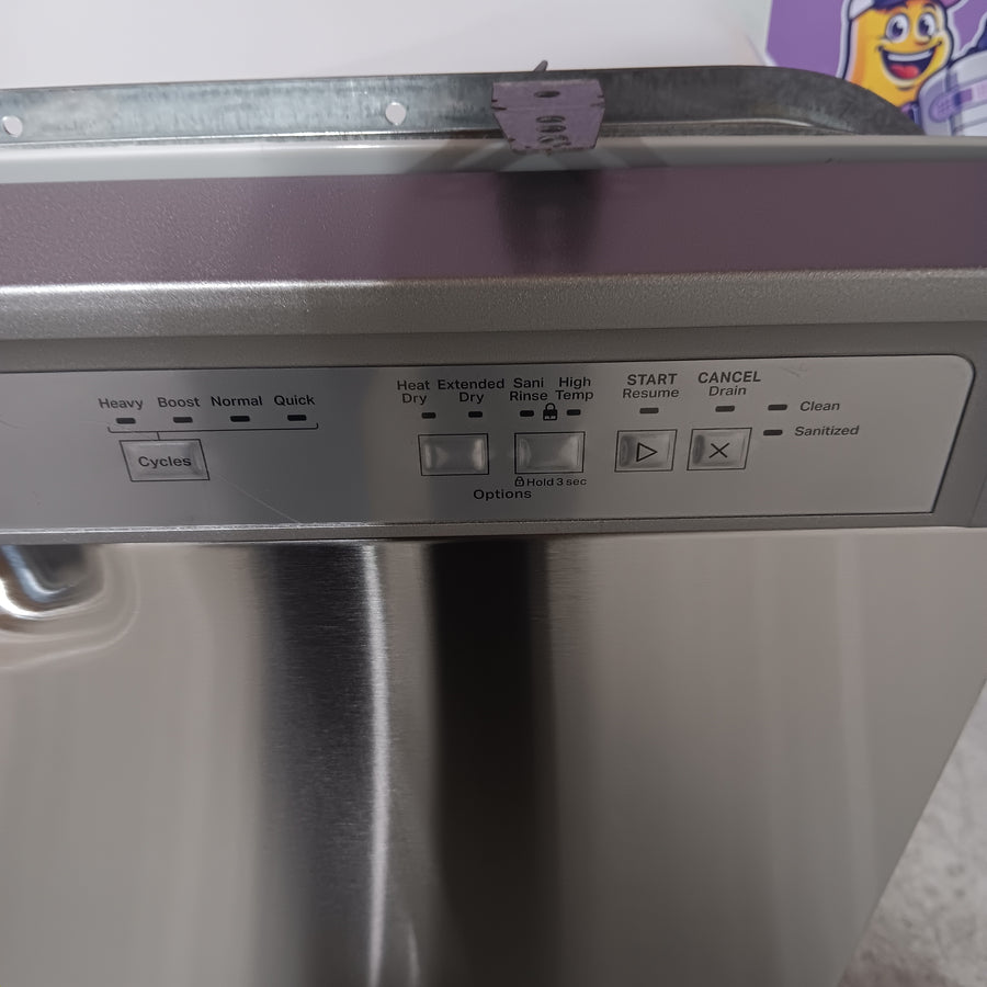 Whirlpool Front Control Built-In Dishwasher with Boost Cycle and 57 dBA in Stainless Steel 22137SD377 - WDF341PAPM - Scratch & Dent (Minor)