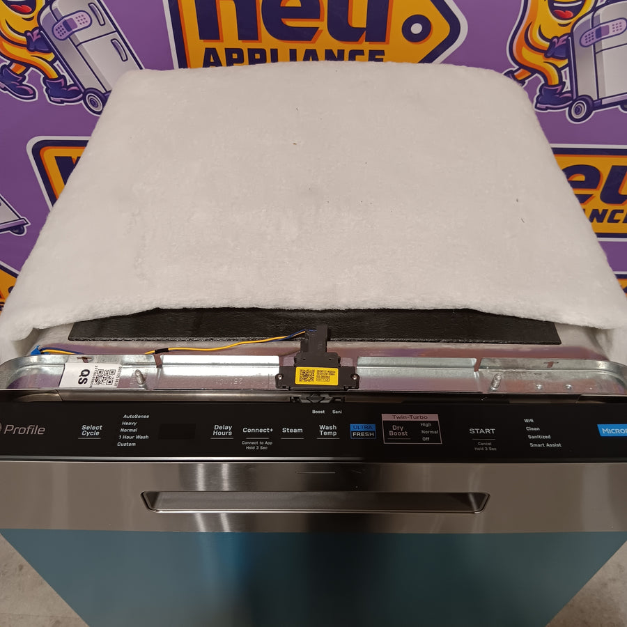 GE Profile™ ENERGY STAR Smart UltraFresh System Dishwasher with Microban™ Antimicrobial Technology with Deep Clean Washing 3rd Rack, 39 dBA GE9856 - PDP795SYVFS - New in Box