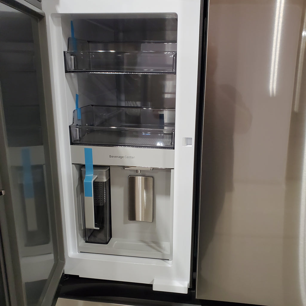 Pictures of Samsung 29 cu. ft. Bespoke 4-Door French Door Refrigerator with Beverage Center™ in Stainless Steel 4SD406 - RF29BB8600QL - Scratch & Dent (Minor) - Neu Appliance Outlet - Discount Appliance Outlet in Austin, Tx
