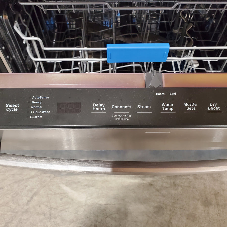 GE Profile™ ENERGY STAR® Fingerprint Resistant Top Control Stainless Interior Dishwasher with Microban™ Antimicrobial Technology 30134SD212 - PDT715SYVFS - Scratch & Dent (Major)