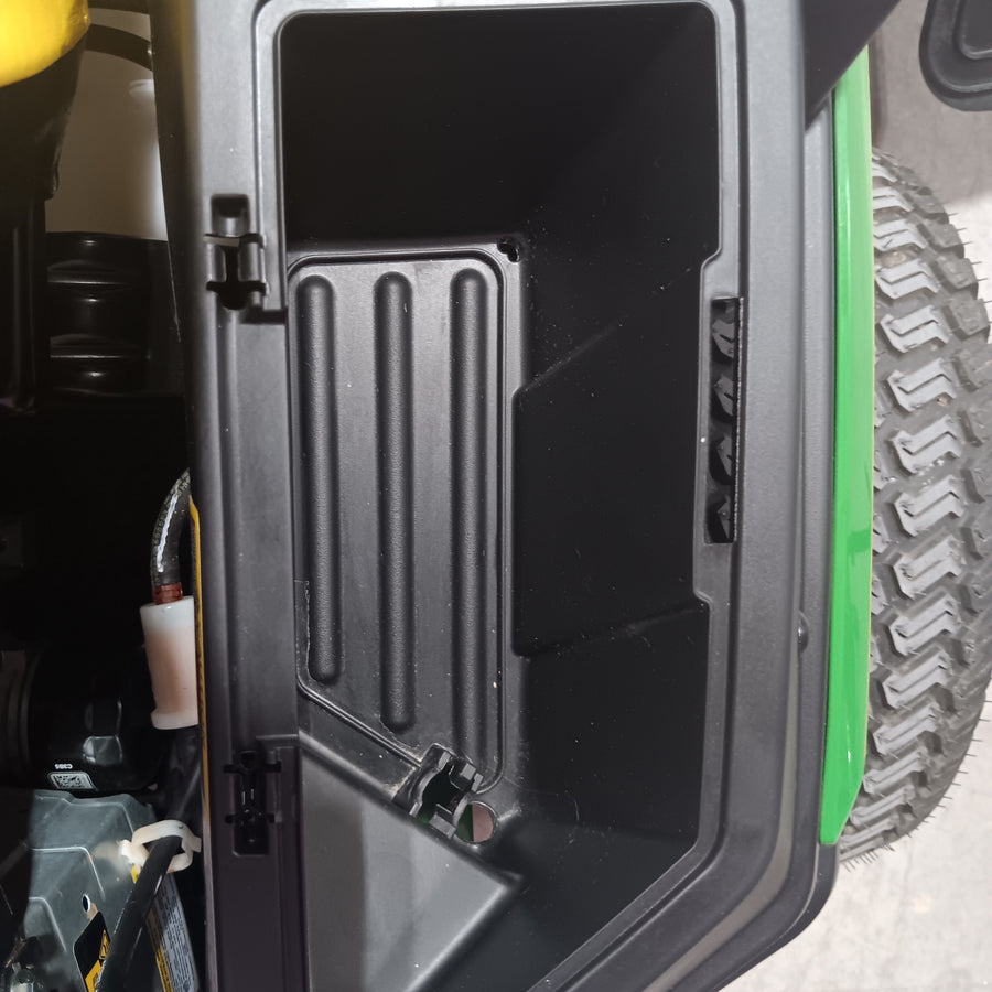 John Deere Z325E 54 in. 24 HP Gas Dual Hydrostatic Zero Turn Riding Lawn Mower 3SD747