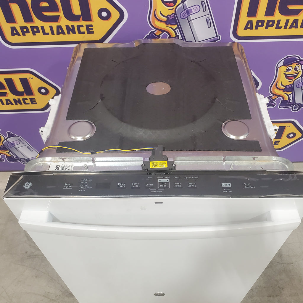 Pictures of GE® ENERGY STAR® Top Control with Stainless Steel Interior Dishwasher with Sanitize Cycle GDT670SGVWW - New in Box - Neu Appliance Outlet - Discount Appliance Outlet in Austin, Tx