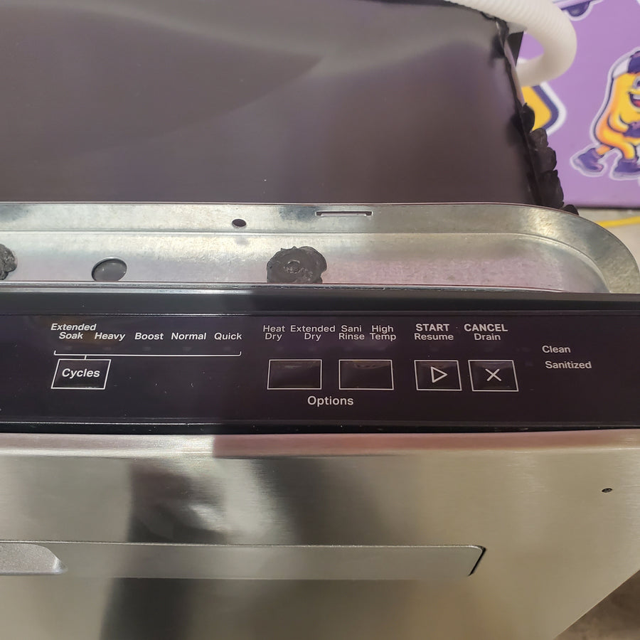 Whirlpool Built In Dishwasher with 55 dBA in Fingerprint Resistant Stainless Steel WDP540HAMZ - Scratch & Dent (Major)