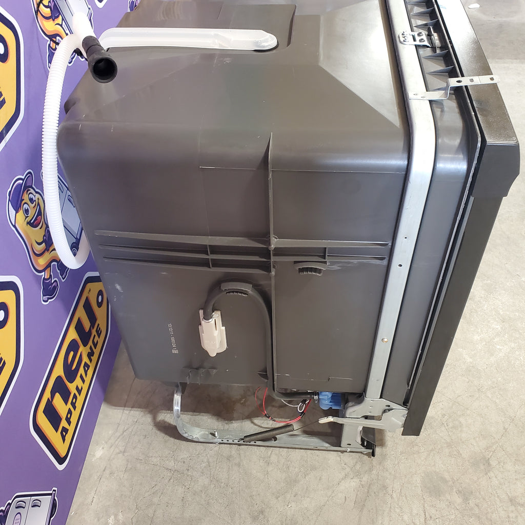 Pictures of Frigidaire 24" Front Control Built-in Dishwasher in Black FDPC4314AB - Scratch & Dent (Moderate) - Neu Appliance Outlet - Discount Appliance Outlet in Austin, Tx