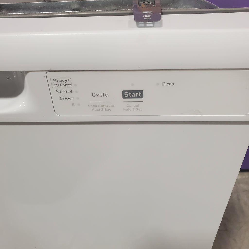 GE® ENERGY STAR® Dishwasher with Front Controls in White 25134SD480 - GDF460PGTWW - Scratch & Dent (Minor)