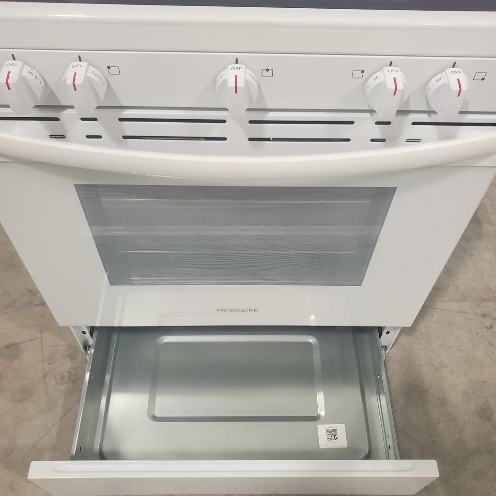 Pictures of Frigidaire White Electric 30 In 5 Burner 5.3 Cu. Ft. Range with Manual Clean and Even Baking Technology FCRE3052AW - Scratch & Dent - (Minor) - Neu Appliance Outlet - Discount Appliance Outlet in Austin, Tx