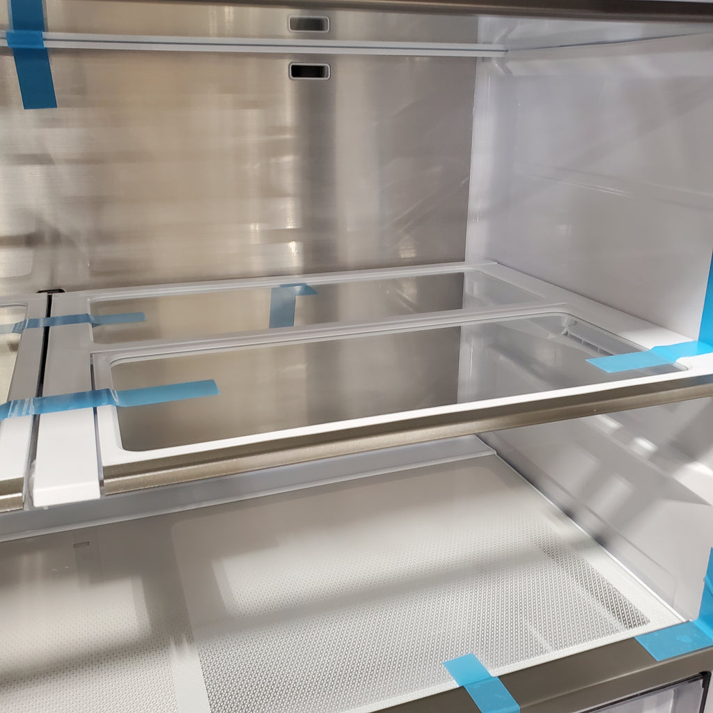 Pictures of Samsung Bespoke 23 cu. ft. Counter Depth 4-Door French Door Stainless Steel Refrigerator with Inner Beverage Center™ & FlexZone™ Drawer - 4SD431 - RF70F23DERAA - Neu Appliance Outlet - Discount Appliance Outlet in Austin, Tx