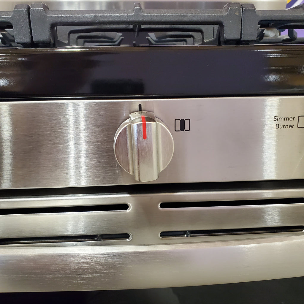 Pictures of Frigidaire 5 Burner Freestanding Gas Range in Stainless Steel with Quick Boil and Steam Clean 20531SD499 - FCRG3062AS - Scratch & Dent (Minor) - Neu Appliance Outlet - Discount Appliance Outlet in Austin, Tx