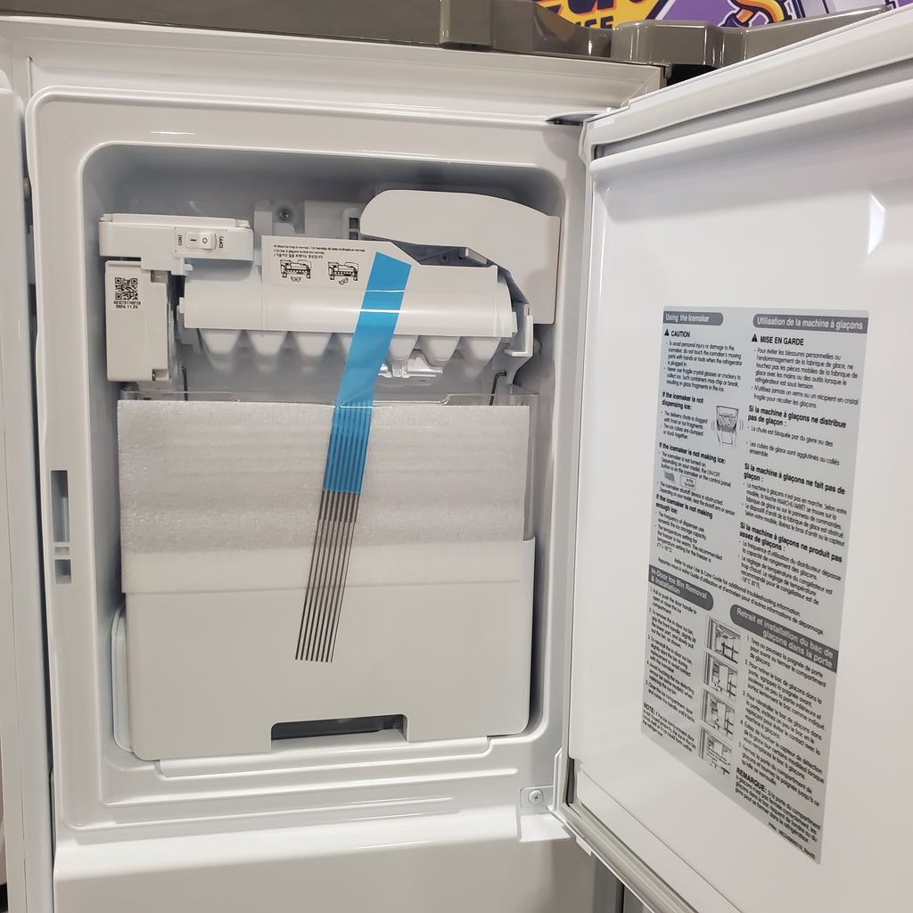 LG 28 cu. ft. 4-Door French Door, Standard Depth, Ice & Water, Double Freezer, Stainless Steel 3SD680 - LMXS28626S - Scratch & Dent (Minor)