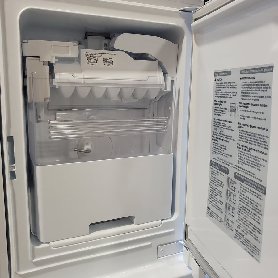LG 26 cu. ft. Counter-Depth French Door Refrigerator in Stainless Steel with Mirror InstaView™ LRYKC2606S - Scratch & Dent (Minor)