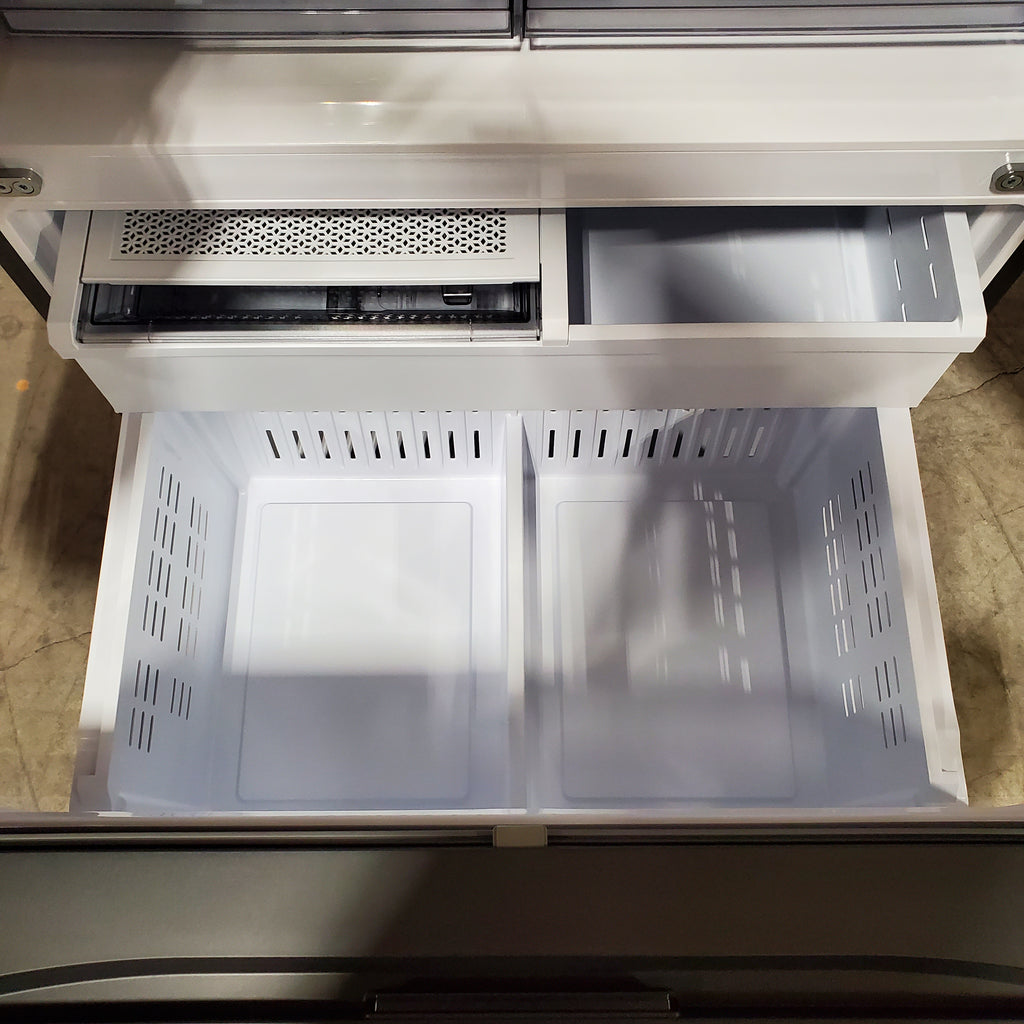 Pictures of Samsung Bespoke White Glass 3 Door French Door 30 Cu. Ft. Refrigerator with Beverage Center 3SD744 - RF30BB660012 - Scratch & Dent (Minor) - Neu Appliance Outlet - Discount Appliance Outlet in Austin, Tx