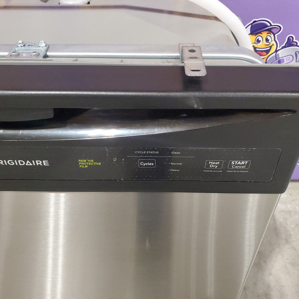 Pictures of Frigidaire Front Control Built In Dishwasher with 5-Level Wash System in Stainless Steel 20SD162 - FDPC4221AS - Open Box - Neu Appliance Outlet - Discount Appliance Outlet in Austin, Tx