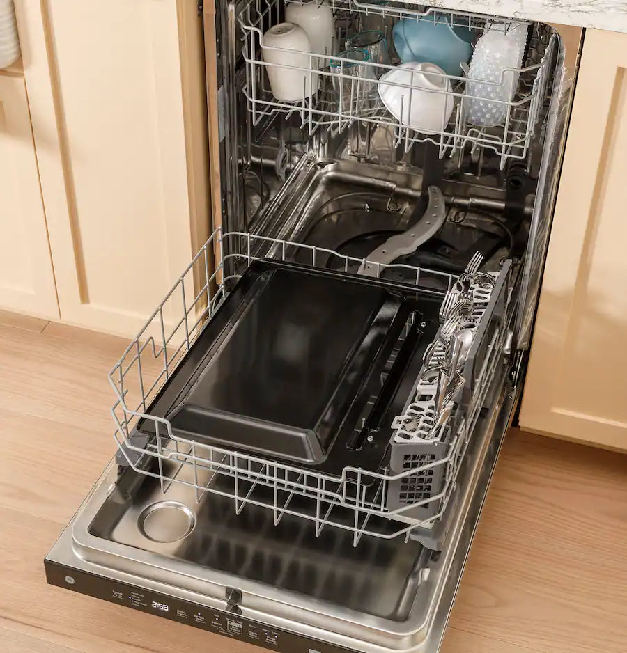 Pictures of GE® Stainless Steel Front Control Slide-In Electric Range with Crisp Mode and 5 Burner Radiant Cooktop 251310SD910 - GRS500PV2SS - Scratch & Dent (Minor) - Neu Appliance Outlet - Discount Appliance Outlet in Austin, Tx