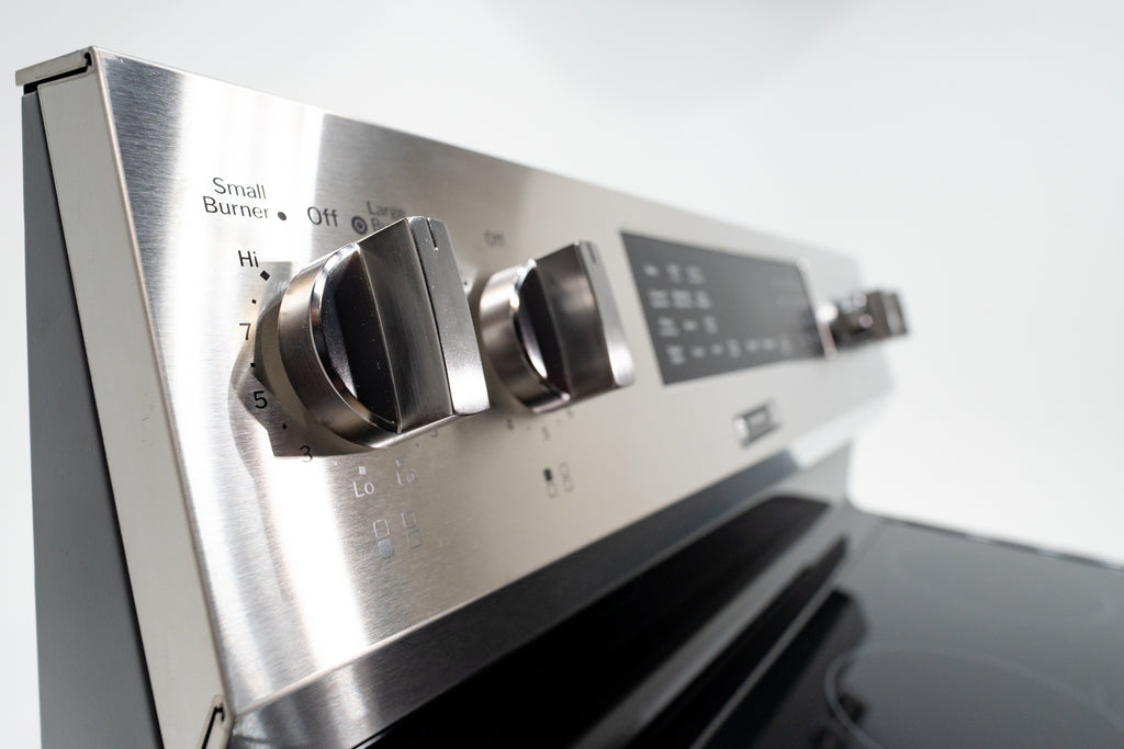 Pictures of GE Mueller Kitchen Package | GNE25JYKFS | JVM3160RFSS | GRF600AVSS | GDP630PYRFS - Neu Appliance Outlet - Discount Appliance Outlet in Austin, Tx