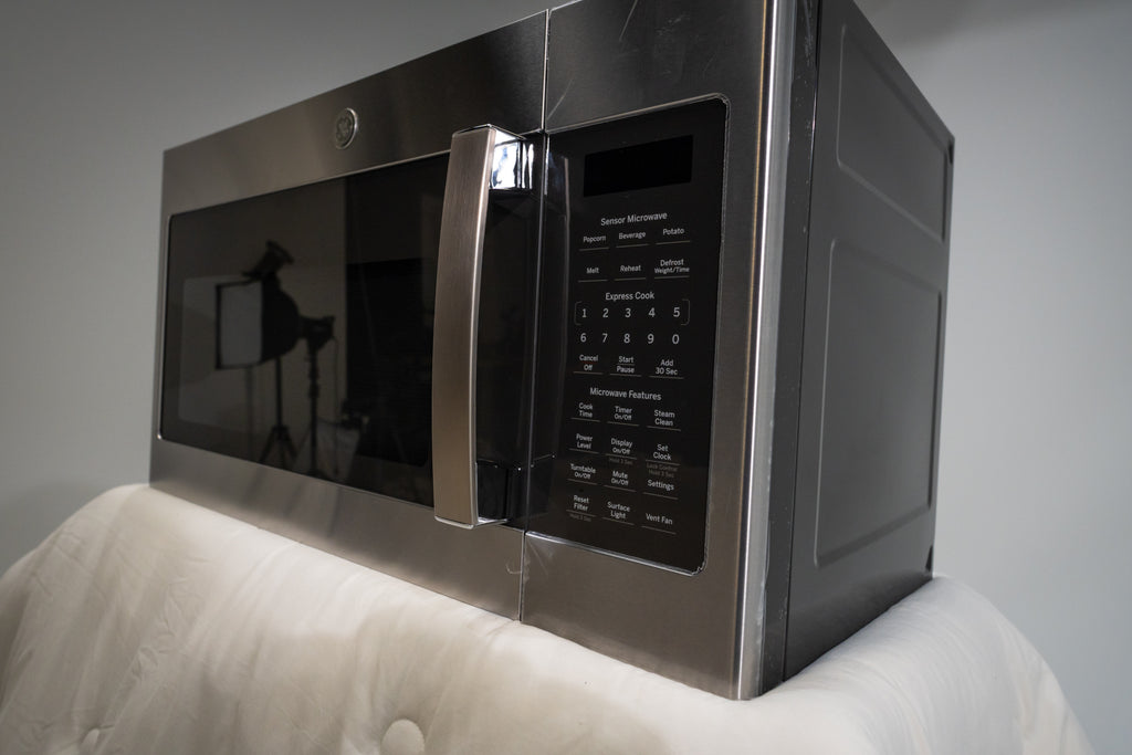 Pictures of The Allandale - 4-Piece GE Kitchen Appliance Package | GE GFE28GYNFS, GGF600AVSS, JVM7195SKSS, GDT670SYVFS - Neu Appliance Outlet - Discount Appliance Outlet in Austin, Tx