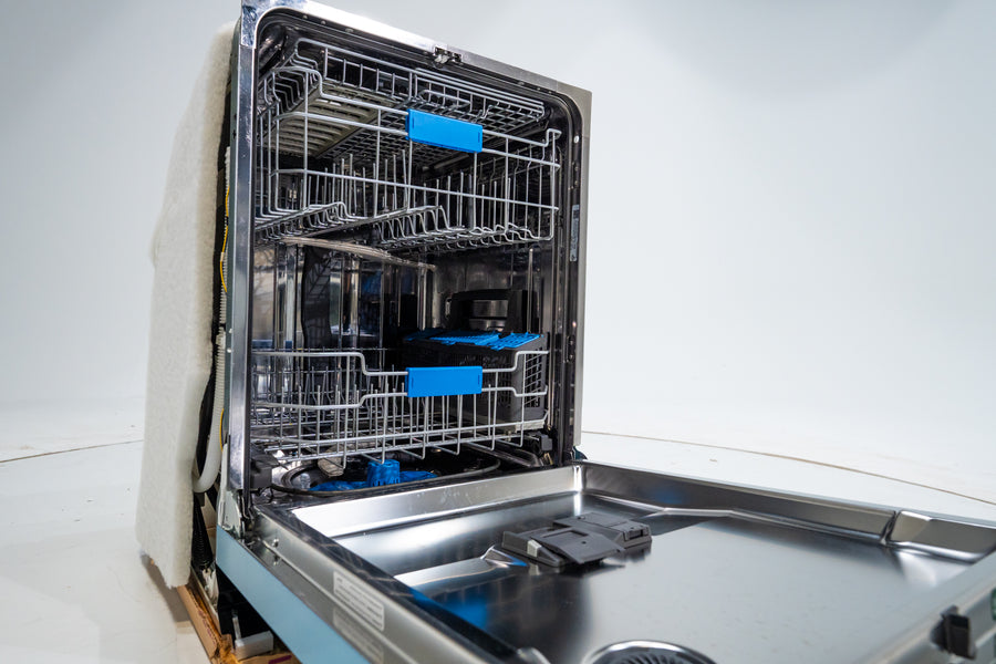 GE Profile™ ENERGY STAR Smart UltraFresh System Dishwasher with Microban™ Antimicrobial Technology with Deep Clean Washing 3rd Rack, 39 dBA GE9856 - PDP795SYVFS - New in Box