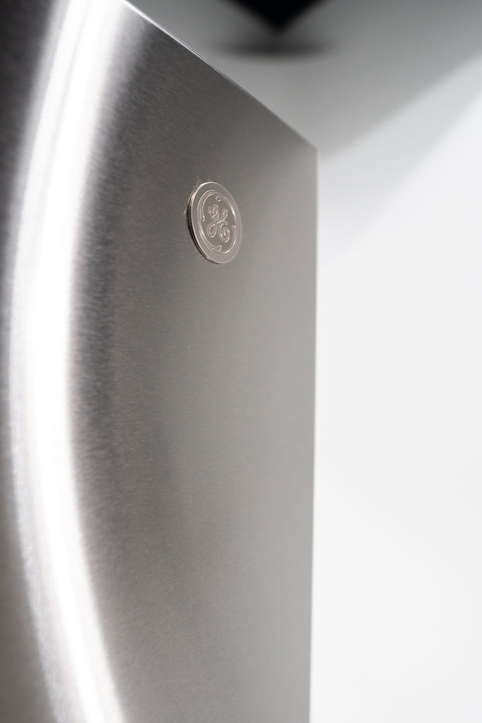 Pictures of GE 33" Wide Stainless Steel ENERGY STAR 24.7 Cu. Ft. French-Door Refrigerator with Ice Maker and Water Dispenser GNE25JYKFS - New in Box - Neu Appliance Outlet - Discount Appliance Outlet in Austin, Tx