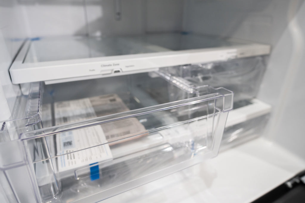 Pictures of GE 33" Wide Stainless Steel ENERGY STAR 24.7 Cu. Ft. French-Door Refrigerator with Ice Maker and Water Dispenser GNE25JYKFS - New in Box - Neu Appliance Outlet - Discount Appliance Outlet in Austin, Tx