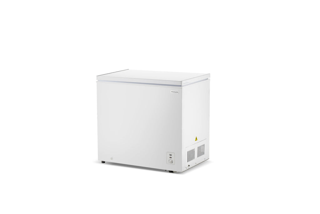 Frigidaire 7.0 cu ft Chest Freezer Deep Freezer for Garage, Kitchen, Basement, Large Capacity for Bulk Storage SA605 - EFRF7003 - Scratch & Dent (Minor)