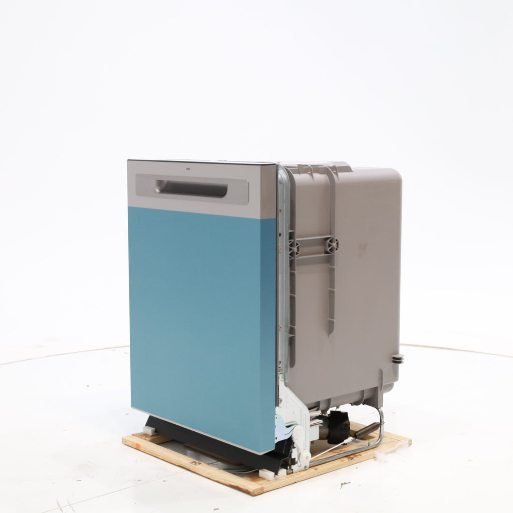 GE® ENERGY STAR® Top Control with Plastic Interior Dishwasher with Sanitize Cycle & Dry Boost GE9850 - GDP630PYRFS - New in Box