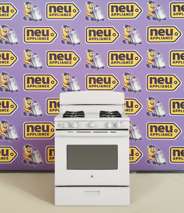 GE® 4.8 cu. ft. Free-Standing Gas Range in White GE9878 - JGBS30DEKWW - New in Box