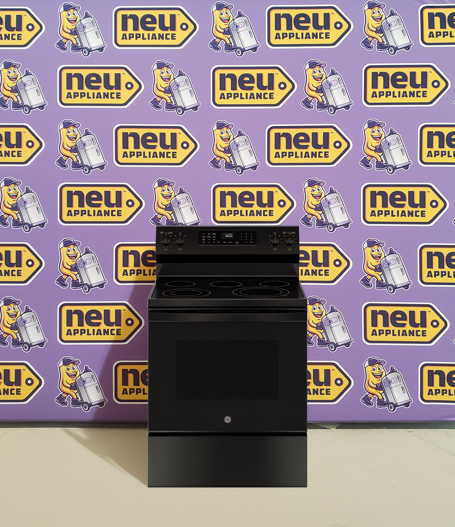 Pictures of GE® ENERGY STAR® 30" Free-Standing Electric Convection Range with No Preheat Air Fry and EasyWash™ Oven Tray GRF600AVBB - New in Box - Neu Appliance Outlet - Discount Appliance Outlet in Austin, Tx