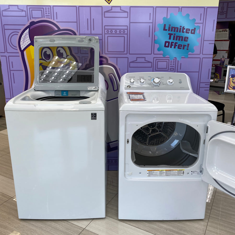 GE® ENERGY STAR® 4.8 cu. ft. Capacity Washer with Sanitize w/Oxi in White GTW720BSNWS - Certified Refurbished and GE White Electric Aluminized Alloy Drum 7.2 Cu. Ft. Dryer with Sensor Dry and Extended Tumble GTD45EASJWS - Certified Refurbished
