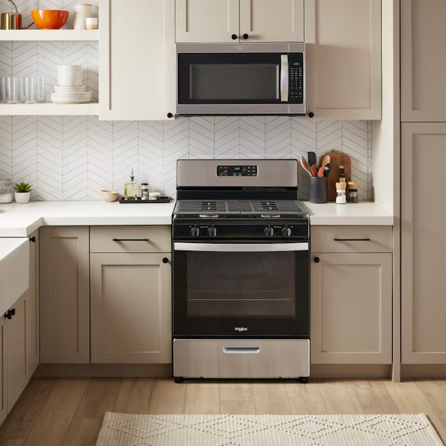 Whirlpool 5.1 Cu. Ft. Freestanding Gas Range with Broiler Drawer and Two Speed Heat Burners in Stainless Steel 22131SD72 - WFG320M0MS - Scratch & Dent (Minor)