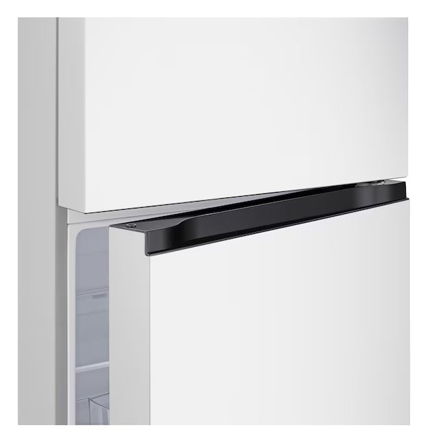 LG 28-inch 18 cu. ft. Garage Ready Top Freezer Refrigerator 22131SD110 - LT18S2100W - Scratch & Dent (Minor)