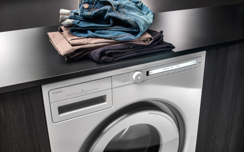 ASKO 24" Stackable Wide ASKO Premium Steel Seal Washing Machine with Quattro Construction and Active Drum W2084W - Scratch & Dent (Moderate)